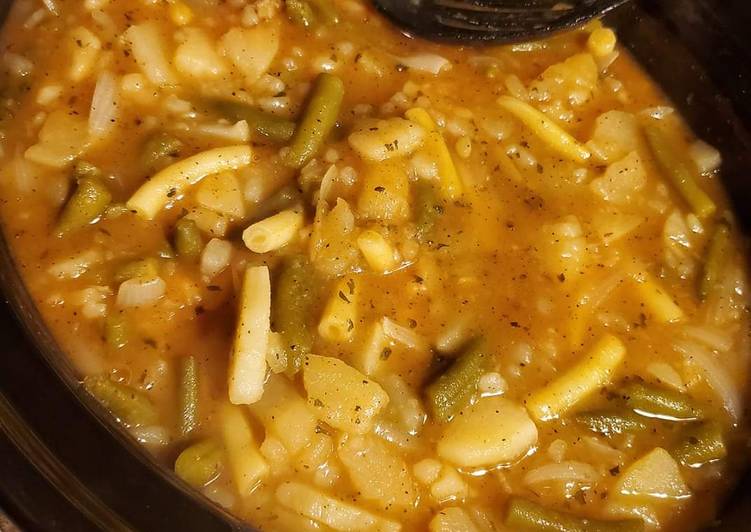 Simple Way to Make Ultimate Grandma&#39;s Bean (Green /Wax) &amp; Potato Soup