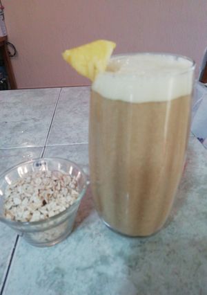 Una foto de Agua de avena y piña