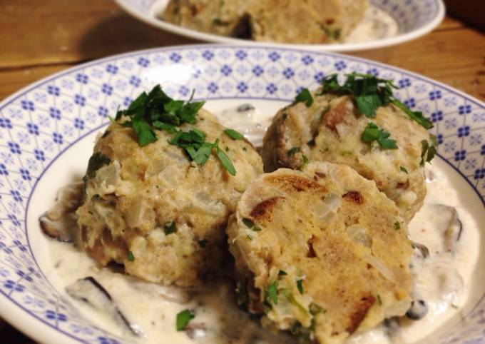 Recipe of Quick Rye Bread Semmelknödel