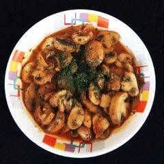 A picture of Mushroom Stroganoff.