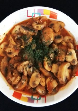 A picture of Mushroom Stroganoff.