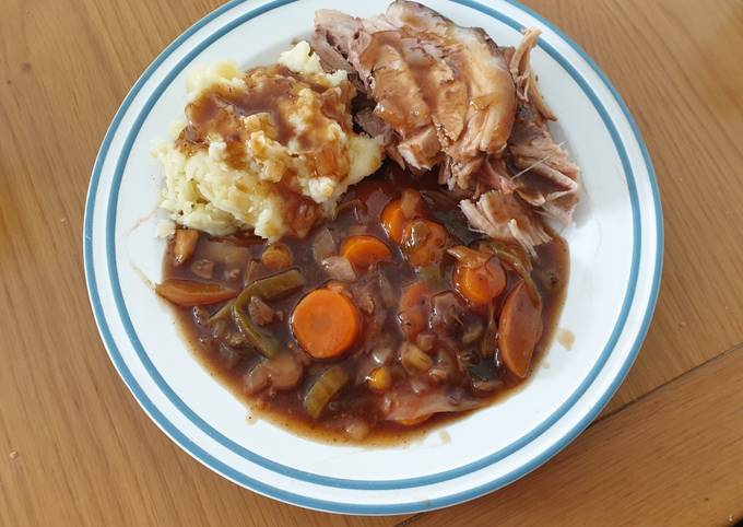 Recipe of Any-night-of-the-week Slow Cooker Pork &amp; Veg