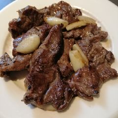 A picture of Beef Garlic.