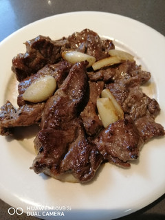 A picture of Beef Garlic.