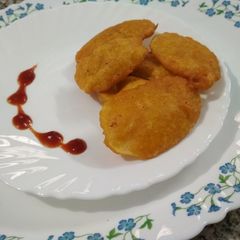 A picture of Aloo pakode.