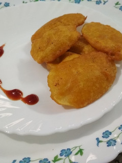 A picture of Aloo pakode.