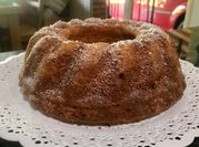 Una foto de torta de yuca sin queso