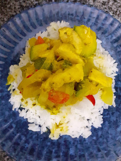 Una foto de Salteado de pollo con arroz!