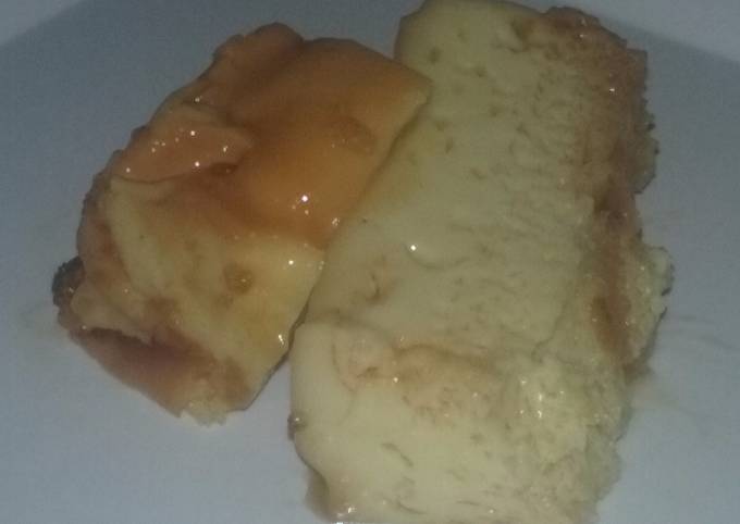 Flan con caramelo de guayaba y queso crema Receta de Jessica Peña Dia A  Dia- Cookpad