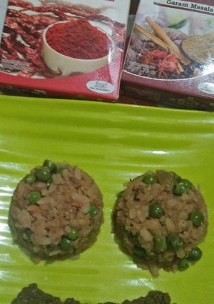 A picture of Banarasi style chura \ poha Matar.