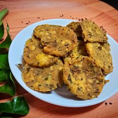 A picture of Rice papad.