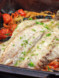 Foto principal de Jurel al horno con verduras