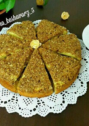 عکسی از دستور کیک کرامبل سیب و دارچین