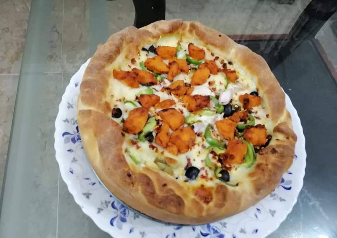 Deep pan pizza