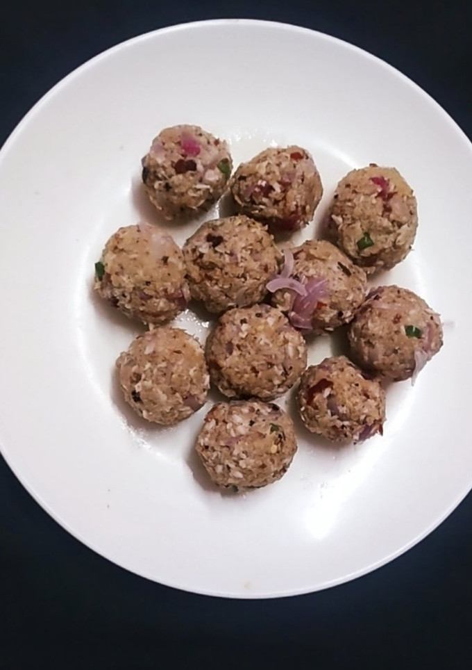 ஓட்ஸ் காரக்கொழுக்கட்டை செய்முறை முக்கிய புகைப்படம்