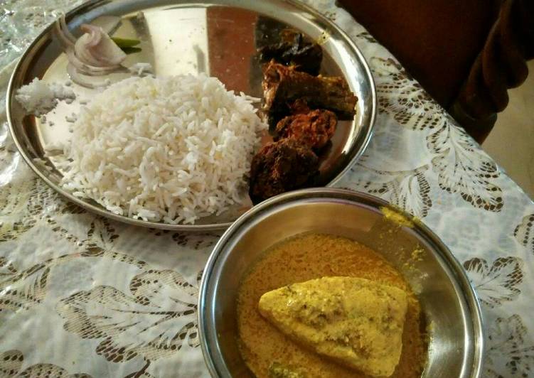 Easiest Way to Prepare Vegan Doi llish (Hilsha fish in curd)
