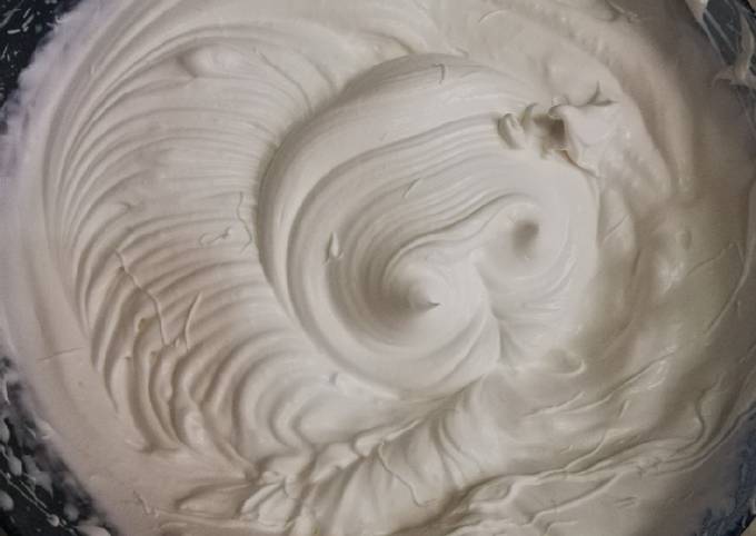 Recipe of Perfect Whipped cream frosting