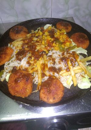 સિઝલર(Sizzler Recipe In Gujarati) રેસીપી મુખ્ય ફોટો