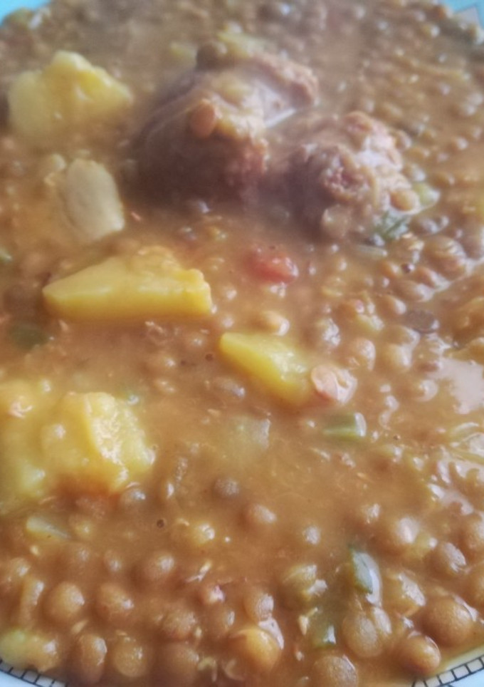 Una foto de Lentejas con verduras en olla rápida