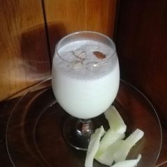 A picture of Cucumber milkshake.