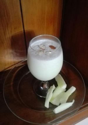 A picture of Cucumber milkshake.