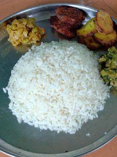 ভাত (bhaat recipe in Bengali) রেসিপির প্রধান ছবি