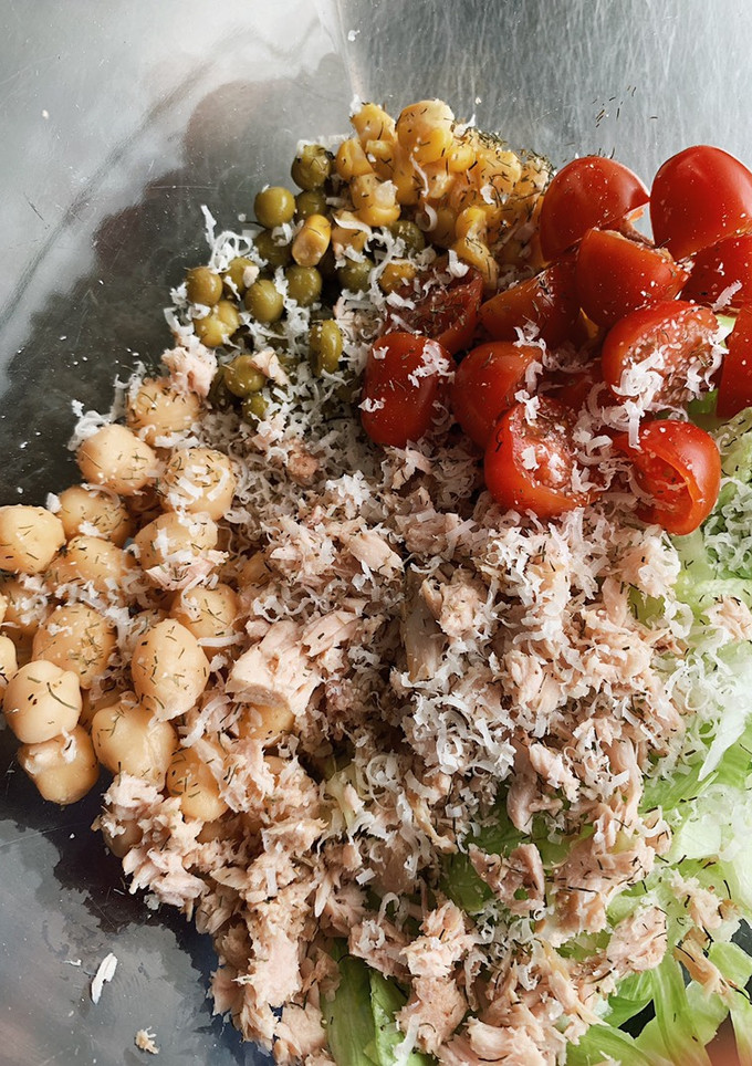 Una foto de Maxi-ensalada poco calórica