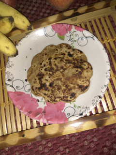 A picture of Spring onions paneer parantha.