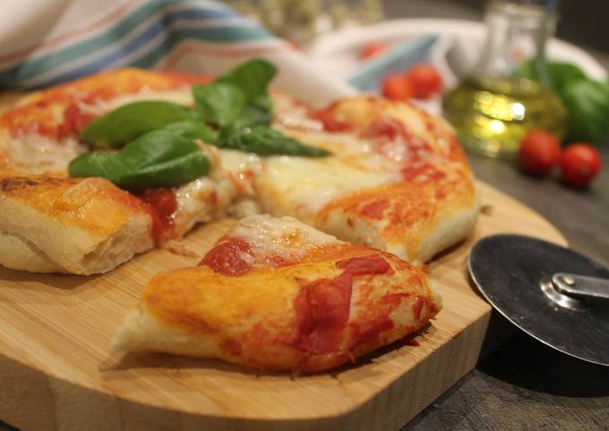 Ricetta Pizza con doppia cottura di Assunta Russo - Cookpad