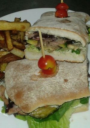 Una foto de Chivito Casero