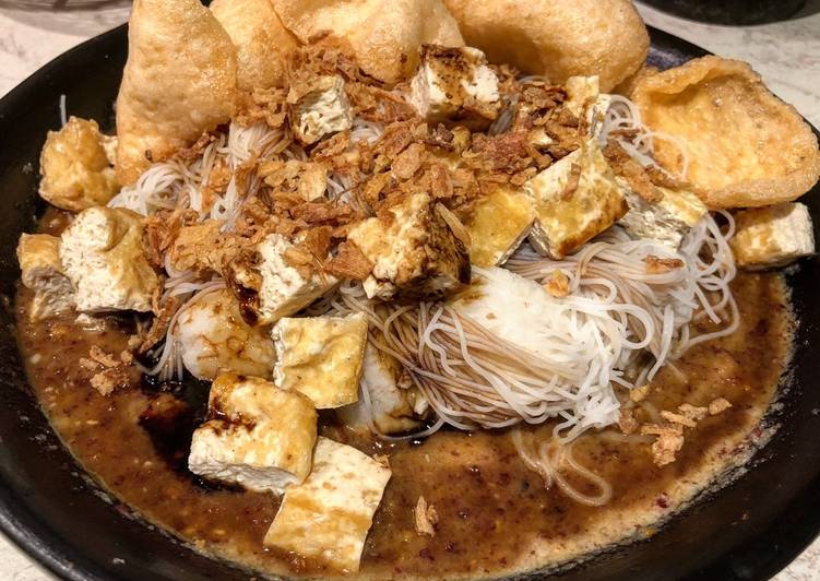 Simple Way to Make Speedy Ketoprak - Vermicelli tofu salad with peanut dressing