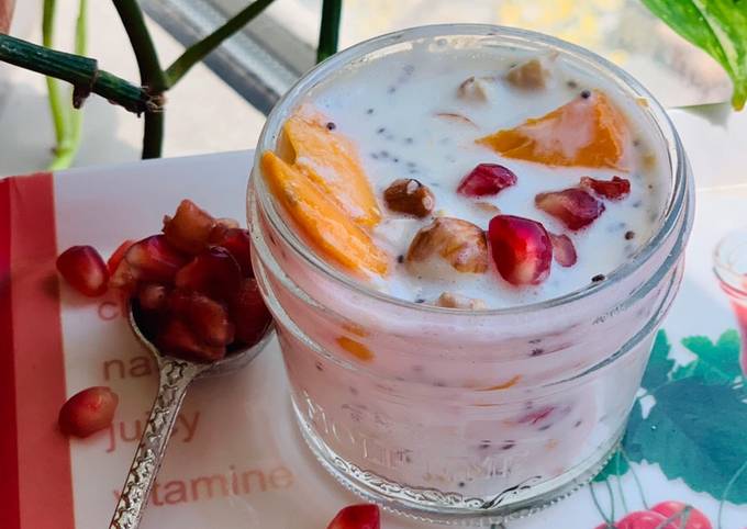 Recipe of Ultimate Overnight Oats Smoothie