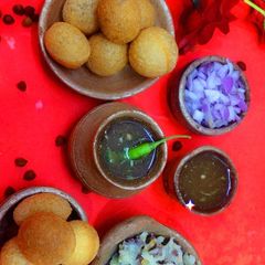 Pani Puri A picture of Pani Puri.