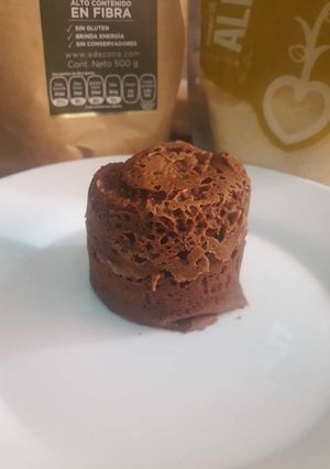 Una foto de Muffin de chocolate en taza
