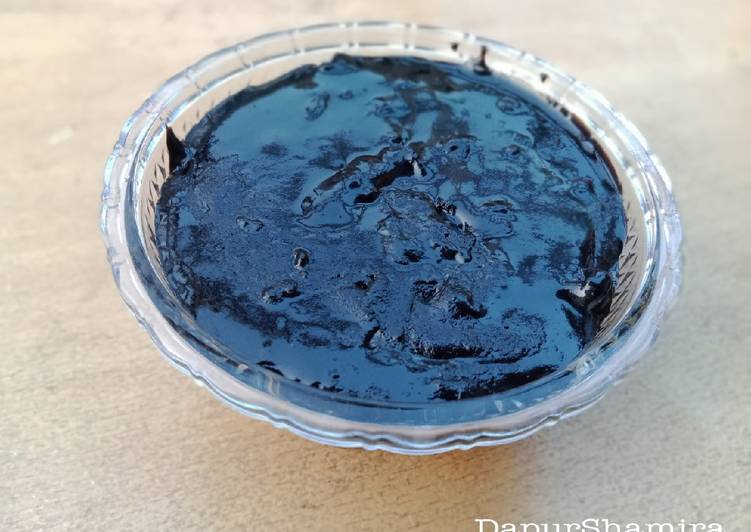 Homemade chocolate jam