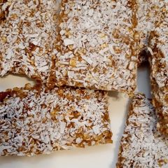 A picture of Swedish balls bars. With chopped chestnut 🌰.