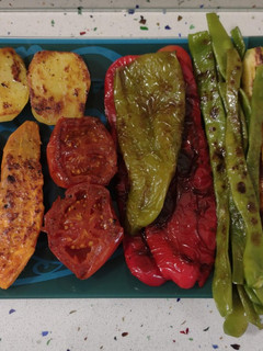 Una foto de Parrilada de verduras con aceite de anís
