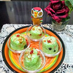 A picture of Green Tapioca Pudding.