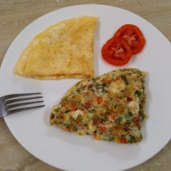A picture of Plain and Spanish omelette.