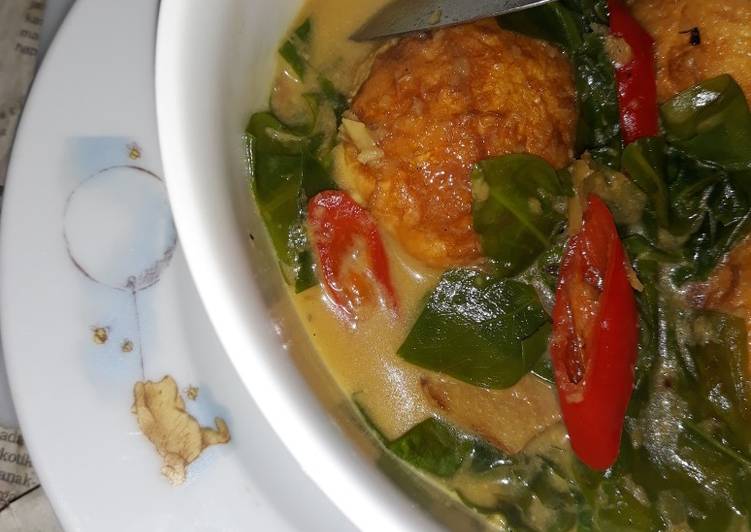 Resep #28 Pindang Telur Daun Melinjo yang Bisa Manjain Lidah