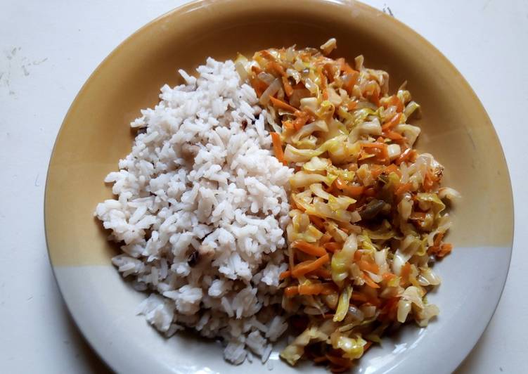 Recipe of Quick Rice and beans with cabbage and carrots sauce