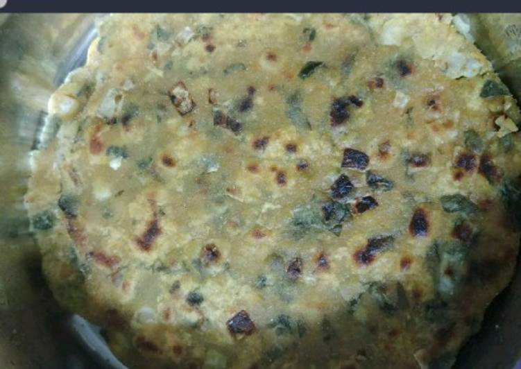 Steps to Make Perfect Cabbage and Spinach Paratha