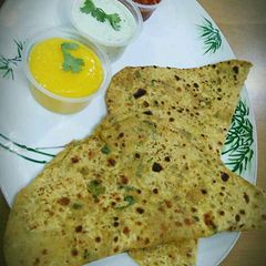 A picture of Besan ki roti.