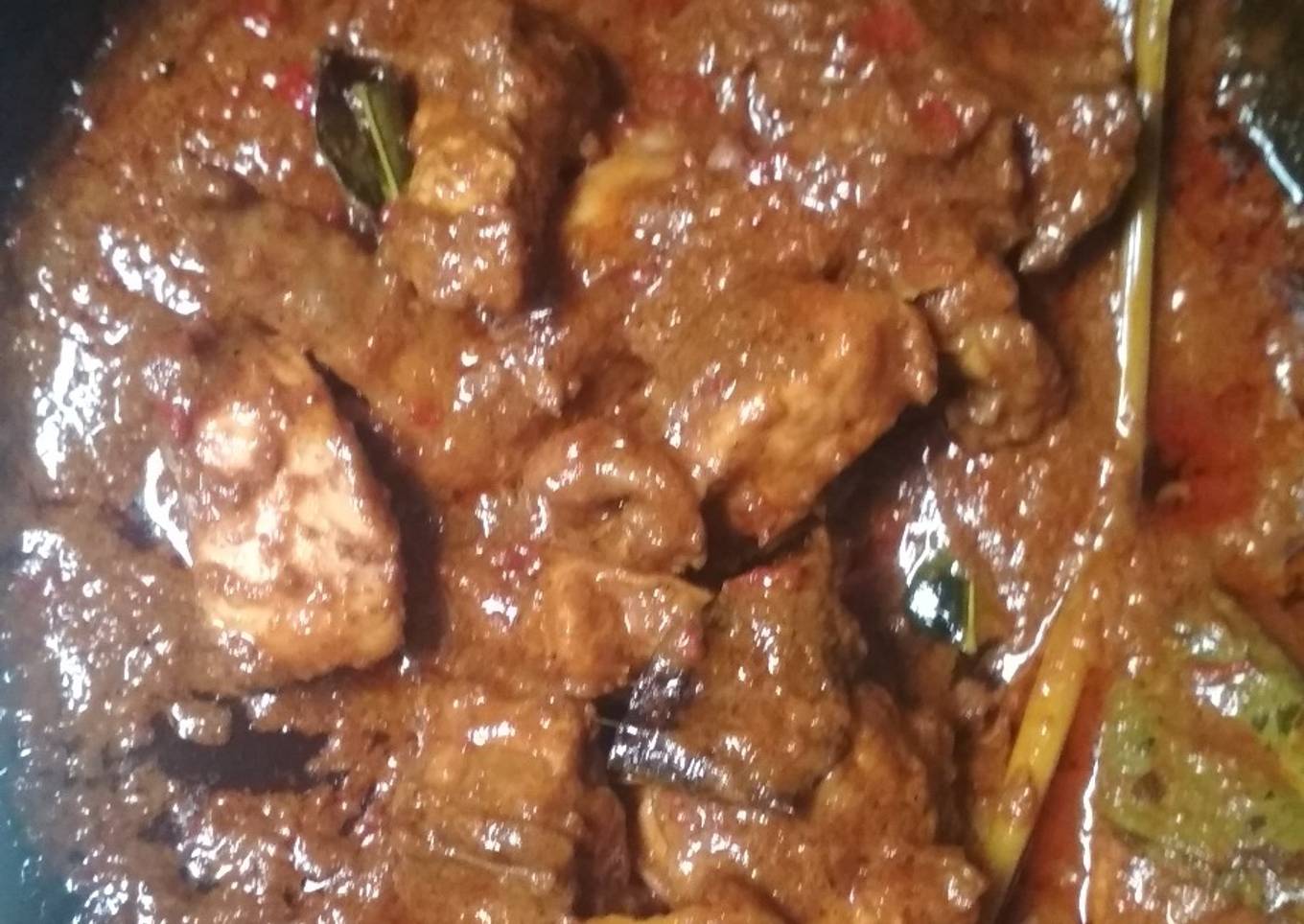 Bagaimana Membuat Rendang ayam yang Lezat