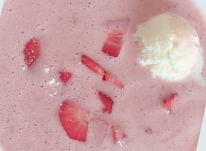Eperkrémleves🍓 recept fotója