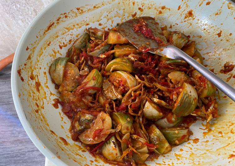 Resep Sambal teri terong yang Bisa Manjain Lidah