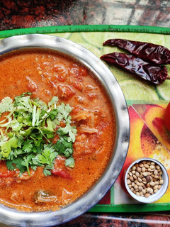 தக்காளி கொஜ்ஜு (Thakkali kojju recipe in tamil) செய்முறை முக்கிய புகைப்படம்