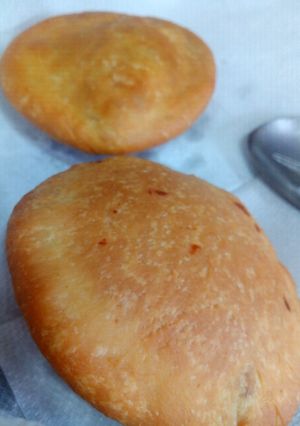 A picture of Pyaaz ki Kachori.