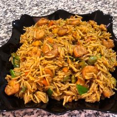 A picture of Shrimp jellof rice.