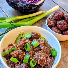A picture of Thai Vegetables Manchurian.